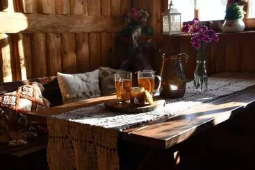 Aamiaismajoitus (B&B) Gościniec Pod Lubomirem