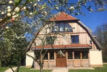 민박 Stara Papiernia Zielony Lasek