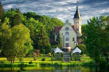 Hotel Bursztynowy Pałac