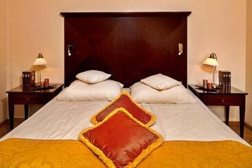 펜션 Oasis Resort & Spa