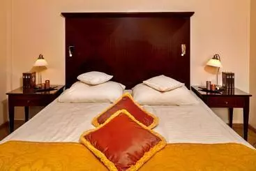 Majatalo Oasis Resort & Spa