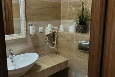 Virgo B&b Biznes Rumia