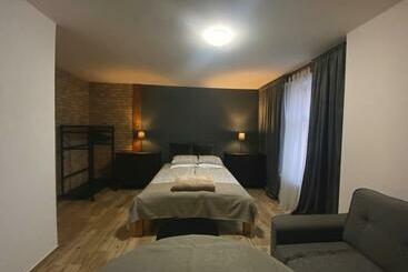 پانسیون Polonia