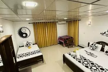 پانسیون Sachi S Place