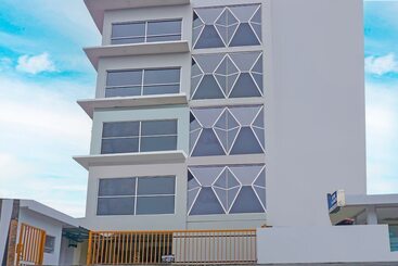 Hotel Orange Garden 47 Mitra Reddoorz