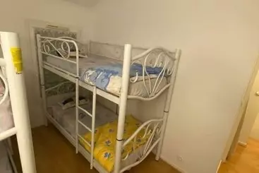 Auberge  Kama   Hostel