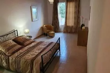 Aamiaismajoitus (B&B) Chez Isabelle