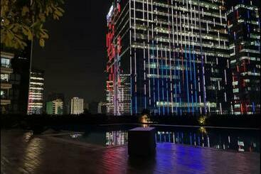 מלון דירות Mio Suites Bgc   Near Uptown And Hyatt