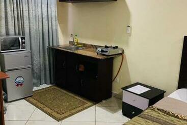 پانسیون Studio Apartment With Wifi/good Security
