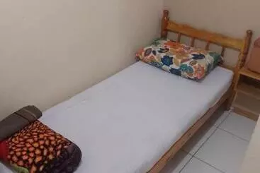 Retkeilymaja Pousada Economica