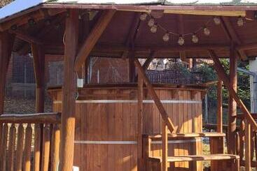 پانسیون Lucky Rönk Vendégház