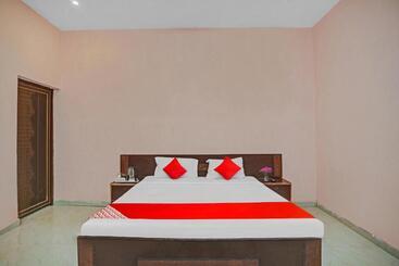 Flagship Hotel Status