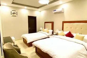 Grand Luxury Hotel Multan