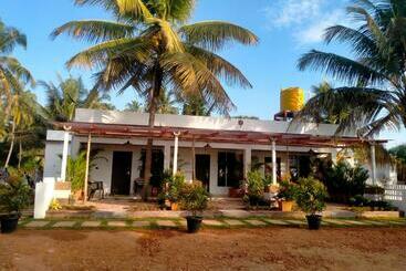 בית מלון כפרי The Ocean View