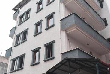 Apart Otel Kalmuk Suit