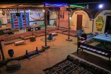 پانسیون Carmah Guest House
