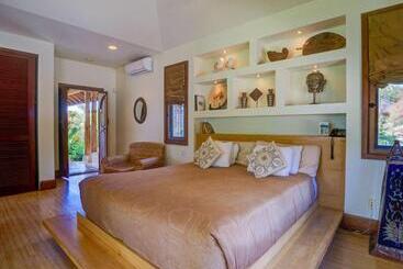 민박 Ho'oilo House