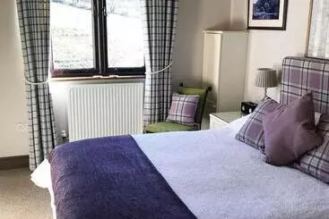 Отель Tarr Farm Inn