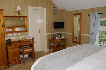 Hotel The Egerton Arms Country Inn