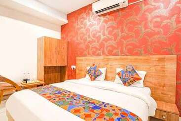 هتل کپسول Fabhotel Prime Lotus