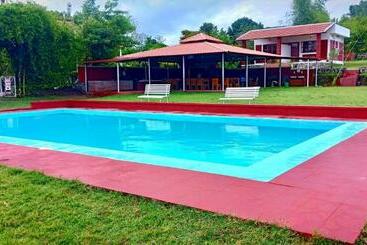 Hotel Safari Land And Guest House