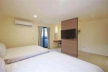 هتل Smile Ocean Homestay