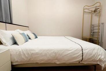 בית מלון כפרי Joke Inn