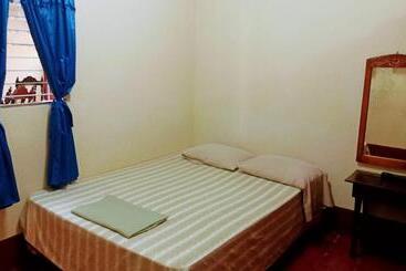 پانسیون Hostal Casa Belinda