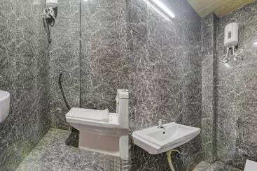 Flagship Hotel Neelkanth