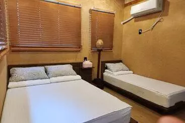 Pension Leehakjang Guesthouse