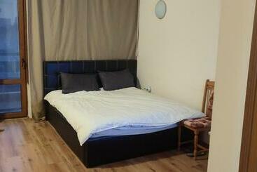 Apart Hotel Cedar Lodge 4