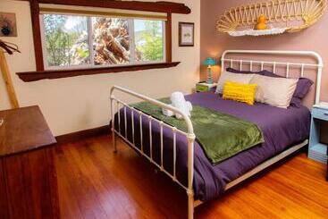 فندق صغير The Front Porch Hidden Oasis