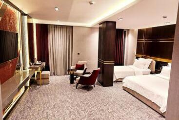Hotell Asur Imperıal