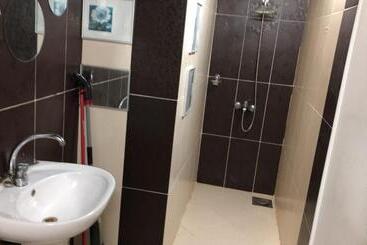 هتل آپارتمان Sunny Sky