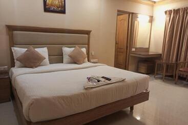 Hotel Bairav Grand Madurai