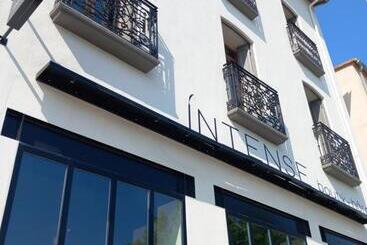 Hôtel Intense Boutik Hôtel