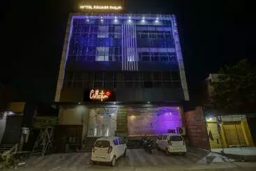 Capital O Hotel Square Philip