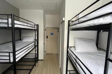 Hotel Q Fox Black Diamond