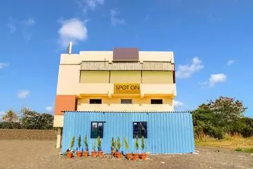 Hotelli Spot On Fakt Tu Aani Mi