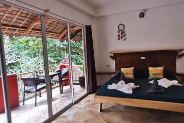 Sulu Sunset Beach Resort