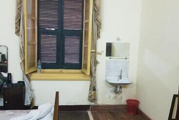 Clement S House Hostel