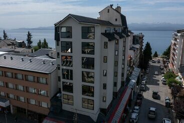 בית מלון כפרי American Suites