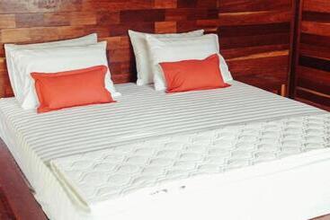 Szálloda Madaira Villa Senggigi