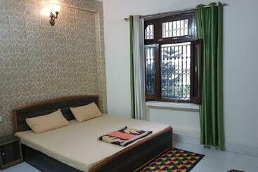 膳宿费 Fantasy Lodges Guest House Islamabad