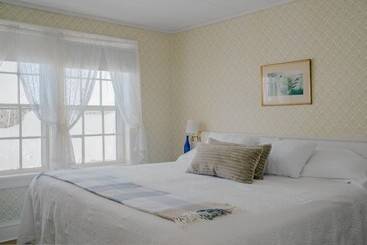 Bed and Breakfast Dexter's Inn