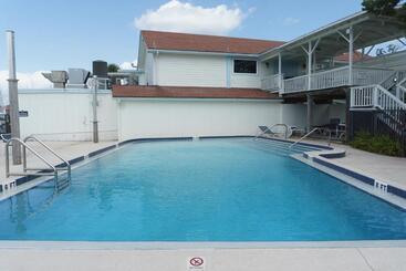 Bed & Breakfast Inn At Camachee Harbor