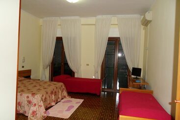 בית מלון כפרי Astoria Pompei