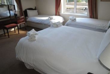 בית מלון כפרי Downsview Guest House