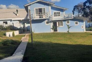 Retkeilymaja Pousada Blue Garden