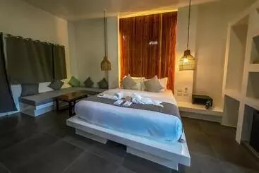 ホテル Bathala Resort